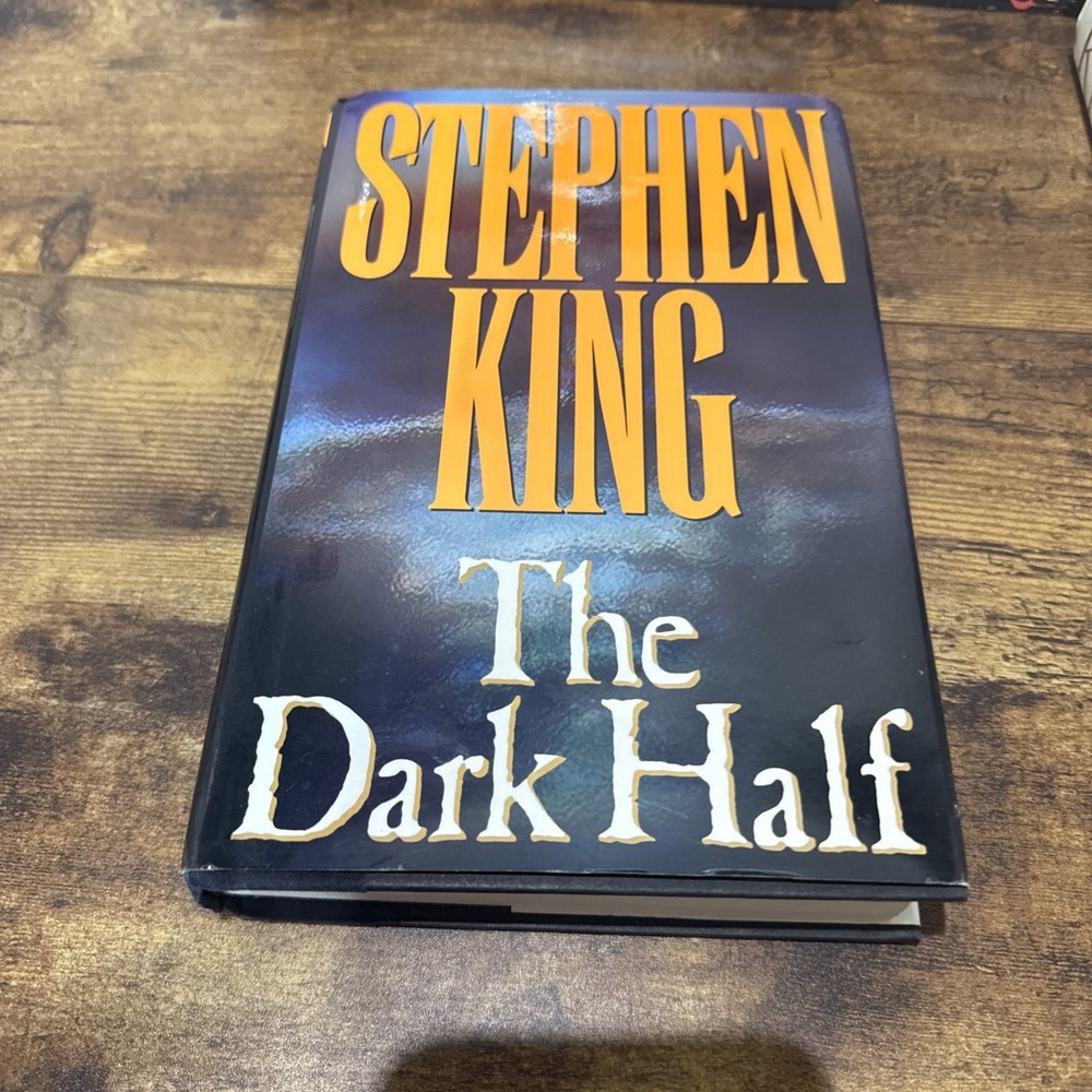 Lot Of 18 Stephen King Hardcover/Softcover Books IT, Misery, The Tommyknockers - Picture 10 of 16
